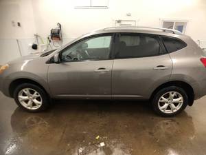 2008 Nissan Rogue SL - 2 OWNERS