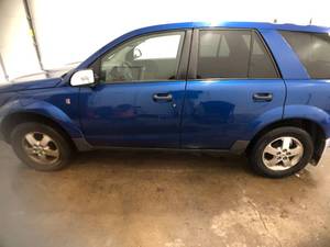 2005 Saturn Vue Base - 2 OWNERS - MANUAL