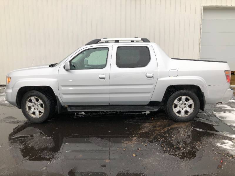 lot 8W image: 2006 Honda Ridgeline - AWD - 2 OWNERS
