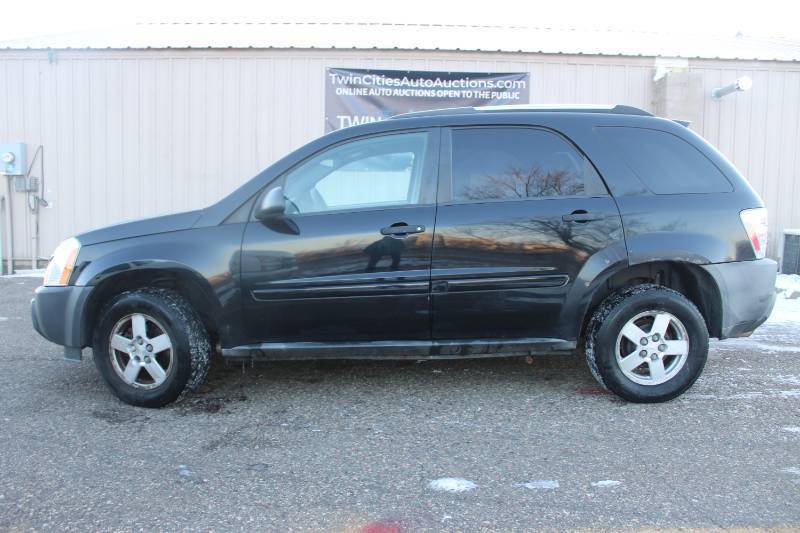 lot 15R image: 2005 Chevrolet Equinox LS - AWD