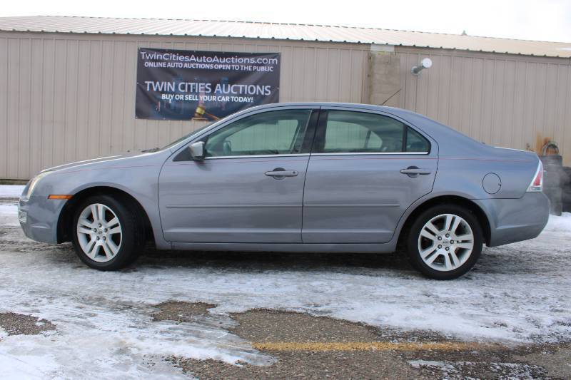 lot 11R image: 2007 Ford Fusion SEL