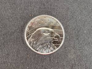 1oz .999 Fine Eagle Patriotic Round