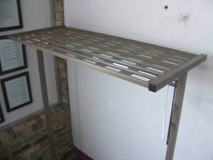 lot 24 image: Freestanding Coat Rack
