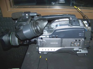 lot 39 image: Sony XDCAM HD 1080i Professional Disc Camcorder with (2) Wireless Mic Beltpacks