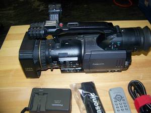 lot 42 image: Panasonic 3CCD MiniDV Camera with Remote Control and  AC Adapter  Charger