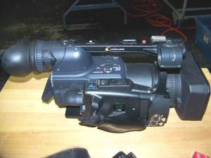 lot 49 image: Panasonic 3CCD DVCPRO HD P2 1080i High Definition Camcorder with Remote Control and  AC Adapter  Charger