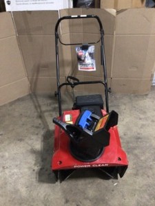 Toro Power Clear Snow Blower, Open Box, Customer return, Review all pictures