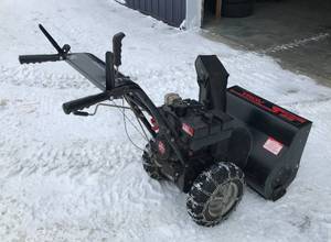 lot 5 image: Noma 27 8 HP SnowThrower
