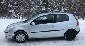 lot 4 image: 2007 Volkswagen Rabbit