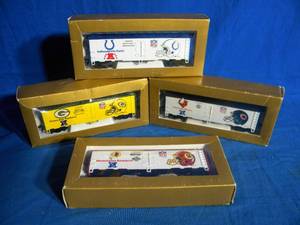 lot 27 image: NFL Super Bowl Championship Trains Set of 4