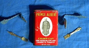 lot 33 image: Old Prince Albert Tobacco Tin Can 1 12 Oz