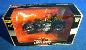 lot 51 image: H-D CUSTOM HARLEY DAVIDSON SERIES 29  118 SCALE 1953 74FL HYDRA GLIDE