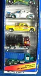 lot 117 image: Brand New Hot Wheels Big City Trucks