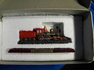 lot 150 image: Avon Legendary Locomotive Collection American 4-4-0