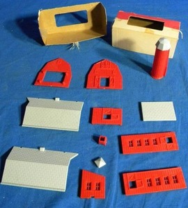lot 225 image: Toy Farm Pieces