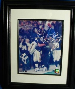lot 236 image: 14x17 Chris Carter 1000th Career Reception Catch Framed Photo