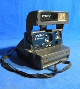 lot 273 image: Vintage Polaroid One Step Close Up InstantCamera