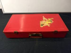 lot 307 image: Vintage 1954 Erector Set Metal Construction Building (No Motor)