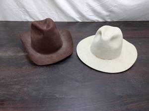 lot 40 image: Brimmed Hats