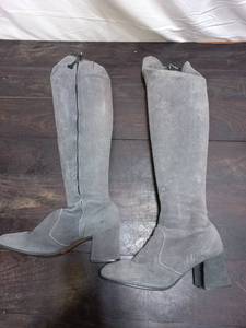 lot 39 image: Flings Thigh High Boots