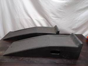 lot 43 image: Rhino Ramps