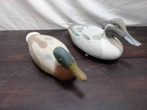 lot 93 image: Duck Decoys