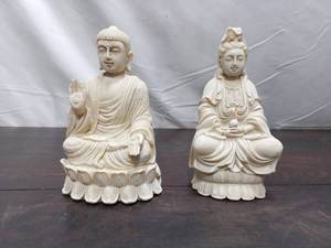 lot 97 image: Carved Statues