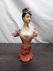 lot 100 image: Bust Sculpture