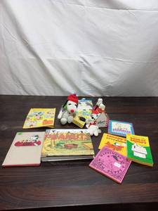 lot 101 image: Peanuts Merchandise