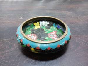 lot 105 image: Cloisonne Bowl