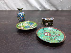 lot 106 image: Cloisonne Lot