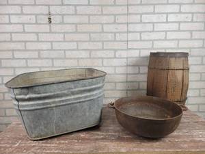 lot 78 image: Cast Iron Pot (14 Diameter), Galvanized Washtub and Wood Nail Keg (17 Tall) - NO SHIPPING