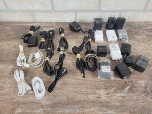 lot 100 image: (15) Micro-USB Cell Phone Charger Cables w Power Supplies