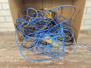 lot 103 image: Lot of RJ45 Network Cables