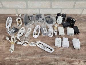 lot 114 image: (15) Micro-USB Cell Phone Charger Cables w Power Supplies