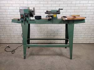 lot 33 image: Central Machinery 12 x 36 Wood Lathe w 8-Piece Tool Kit - NO SHIPPING