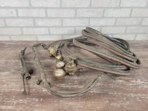 lot 43 image: Craftsman Torch Set