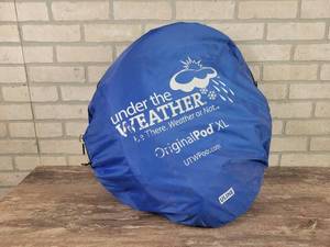 lot 228 image: Under the Weather Original POD XL - 1 Person Pop-Up Tent