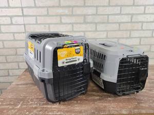 lot 245 image: (2) Small Pet Carriers - NO SHIPPING