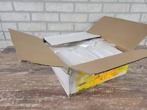 lot 273 image: Case of 24x33 Clear Trash Can Liners