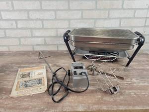 lot 287 image: Vintage FARBERWARE Open hearth Broiler and Rotisserie - Model 450A