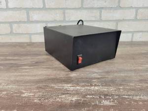 lot 322 image: ASTRON Model RS-10A DC Power Supply - 13.8Vdc Output  110Vac Input