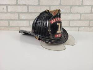 lot 3 image: Antique Cairns & Brother Inc. Metal Firefighters Helmet - HENRIETTA FD - Size 7-12