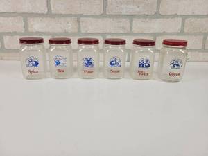 lot 20 image: (6) Vintage Anchor Hocking Shaker Jars - Each is Approx. 4-12 Tall