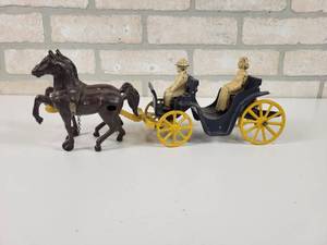 lot 30 image: Stanley Toy Co. Cast Iron Horse Carriage - Approx. 11.5 Long