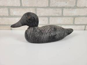 lot 54 image: Vintage Victor Wood Carved Duck Decoy - Approx. 14 Long