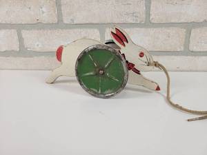 lot 55 image: Vintage Bunny Pull Toy
