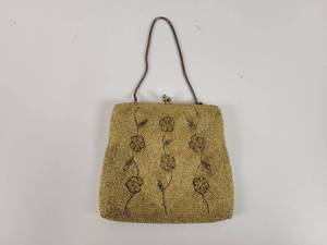 lot 150 image: Vintage Beaded Purse - Approx. 6.5 x 6 w Mirror - Made in Korea