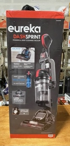 lot 3 image: Eureka Dash Sprint Vacuum Cleaner