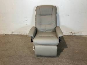 lot 20 image: Grey PU Leather Adjustable Swivel Recliner Chair